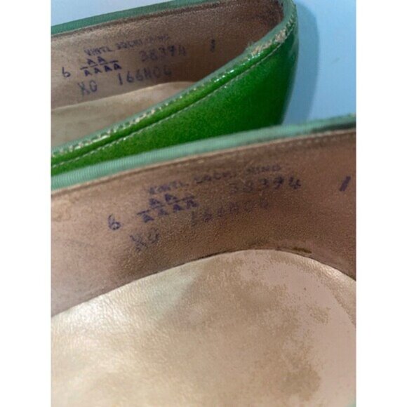 Naturalizer Vintage Women’s Green Bow Pumps size 6AA with Box - Picture 2 of 11